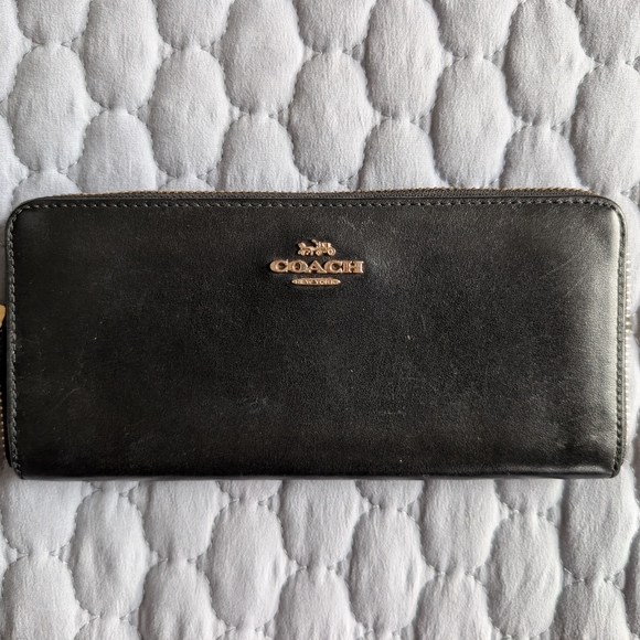 Coach Black Leather Zip Wallet - Picture 1 of 5